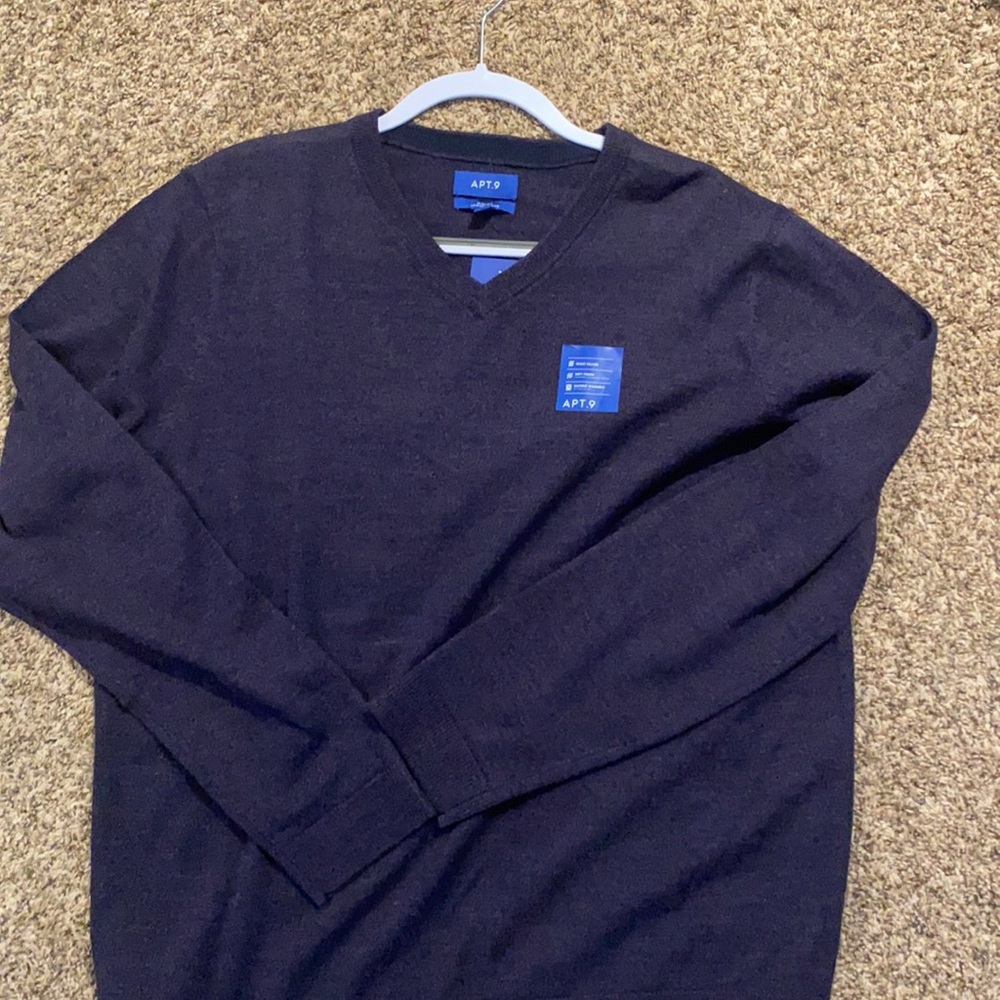 Men’s sweater